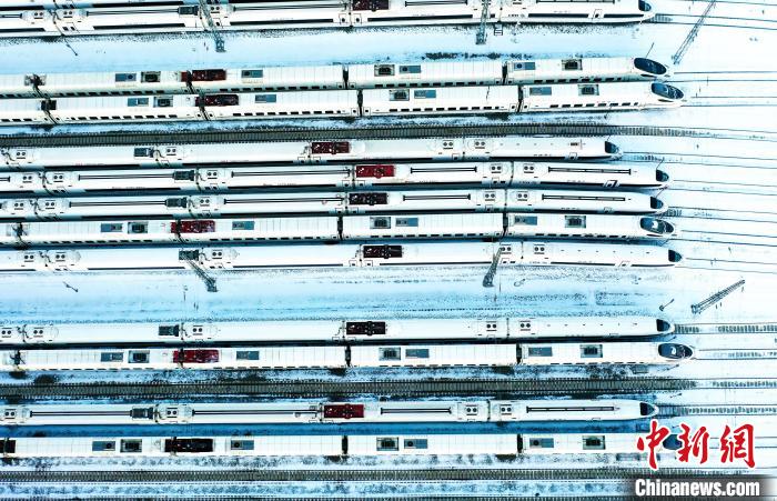 哈鐵管轄高鐵動(dòng)車(chē)組?！」F提供