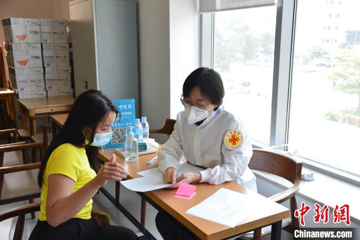 活動現(xiàn)場?！∮嘞娆B 攝