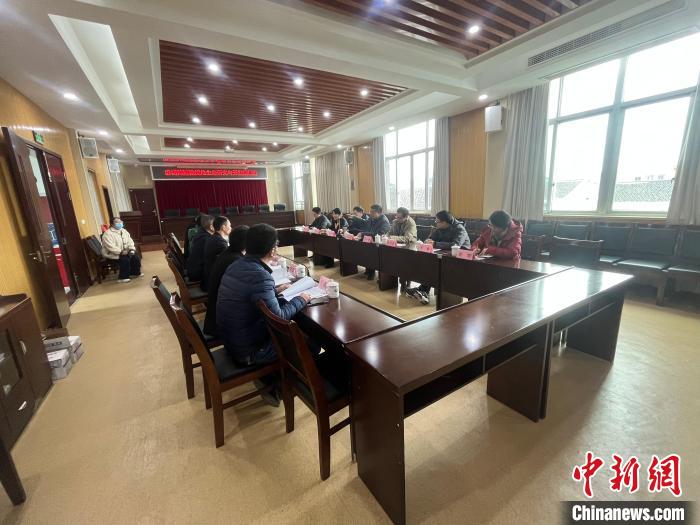 寧波大學東海研究院召開相關(guān)工作會議。(資料圖) 寧波大學東海研究院供圖