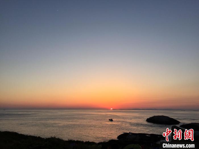 浙江海域一景?！×植?攝