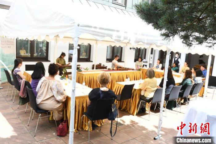 圖為活動(dòng)現(xiàn)場(chǎng)?！“亓种袊?guó)文化中心供圖。