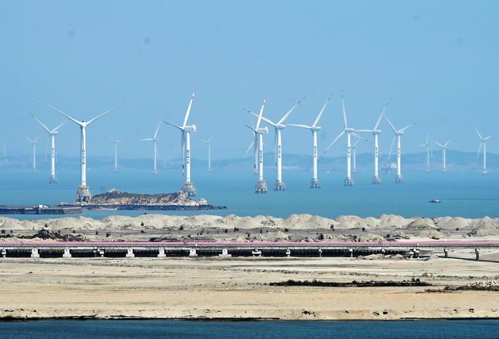 2021年3月9日，三峽福清興化灣海上風(fēng)電場。新華社記者 林善傳 攝