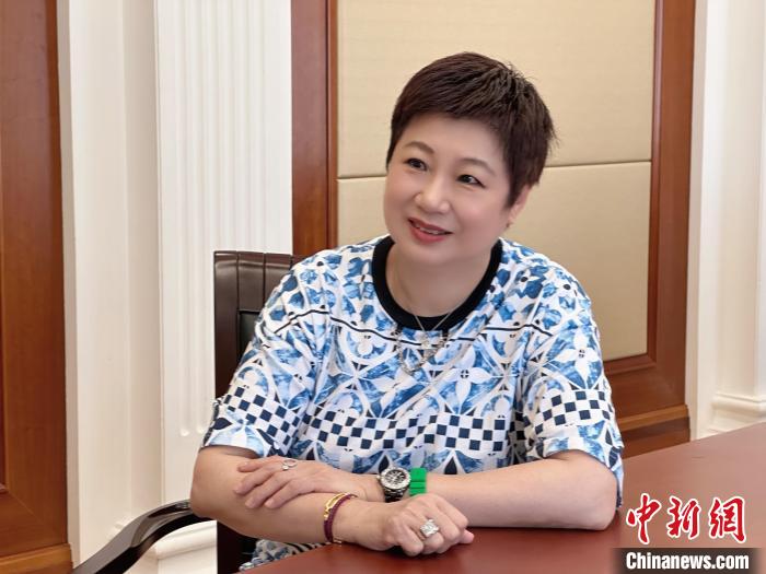 專訪榮毅仁侄女榮智豐：不想為“榮”字丟臉，要做最好