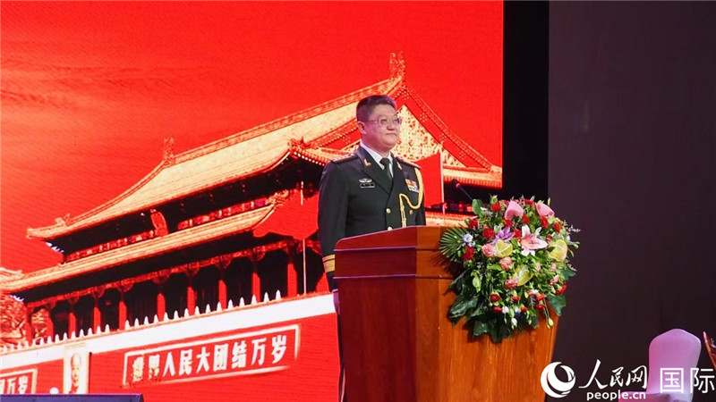 圖為中國駐老撾大使館國防武官李兵大校致辭。人民網(wǎng)記者 孫廣勇攝