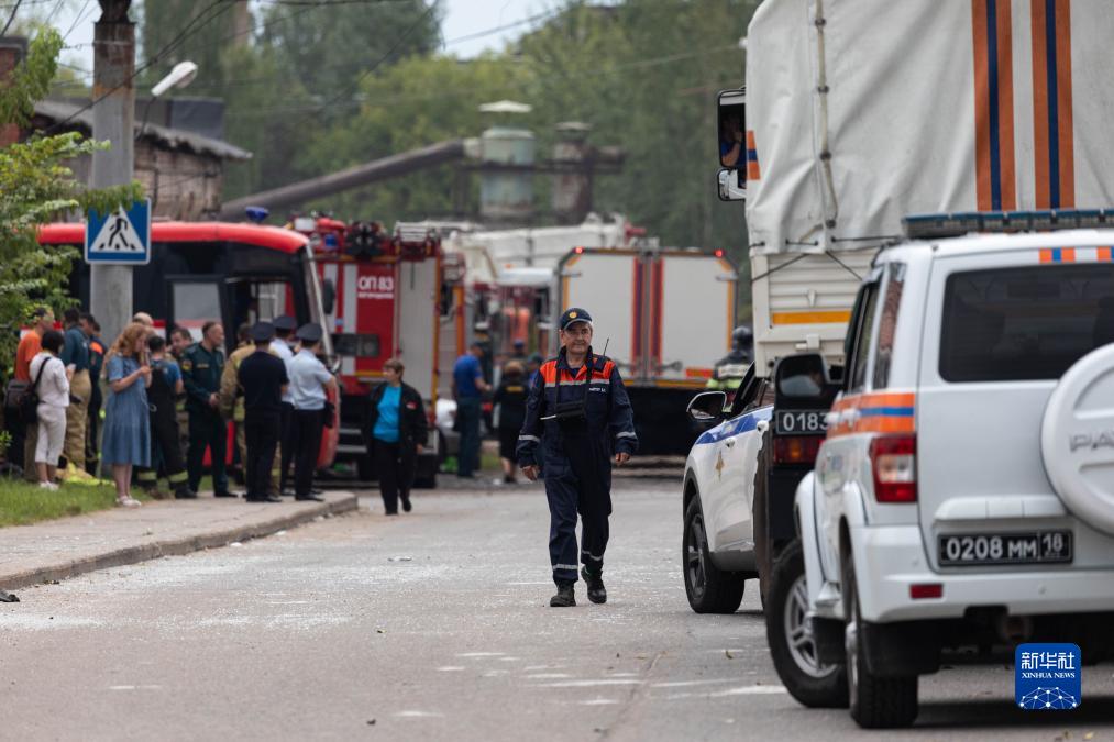 8月9日，在俄羅斯莫斯科州，救援人員在現(xiàn)場工作。