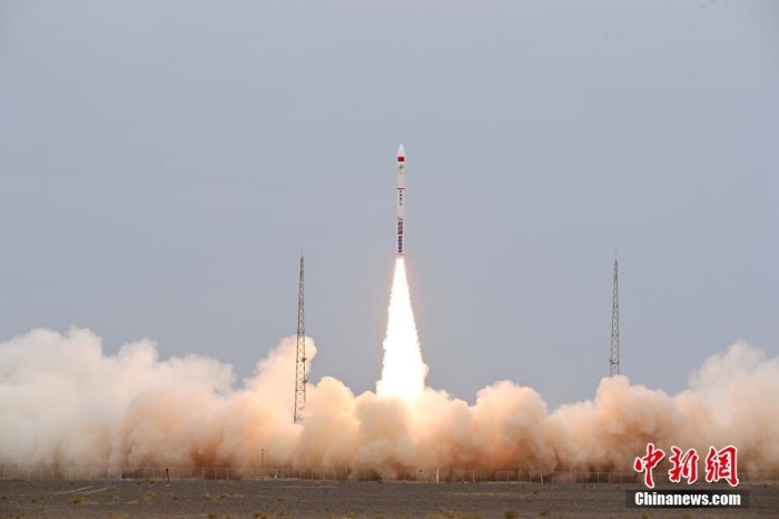 北京時(shí)間2023年8月10日12時(shí)03分，谷神星一號(hào)遙七運(yùn)載火箭在我國(guó)酒泉衛(wèi)星發(fā)射中心成功發(fā)射升空，將搭載的西光壹號(hào)01星等7顆衛(wèi)星順利送入預(yù)定軌道，發(fā)射任務(wù)獲得圓滿成功。此次任務(wù)是谷神星一號(hào)運(yùn)載火箭第7次飛行。汪江波 攝