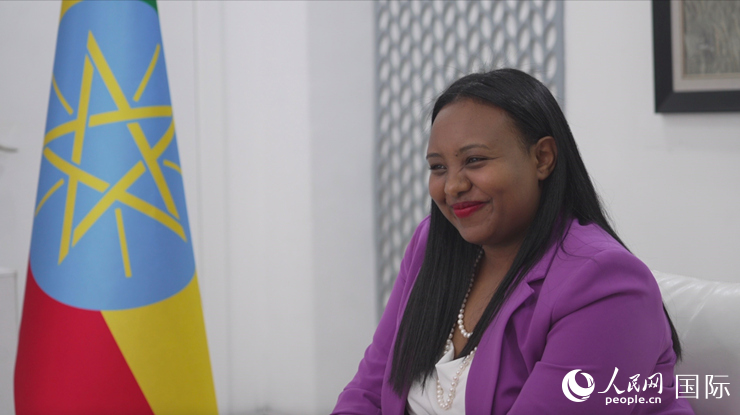 萊利斯接受人民網(wǎng)專訪。人民網(wǎng)記者 劉寧攝