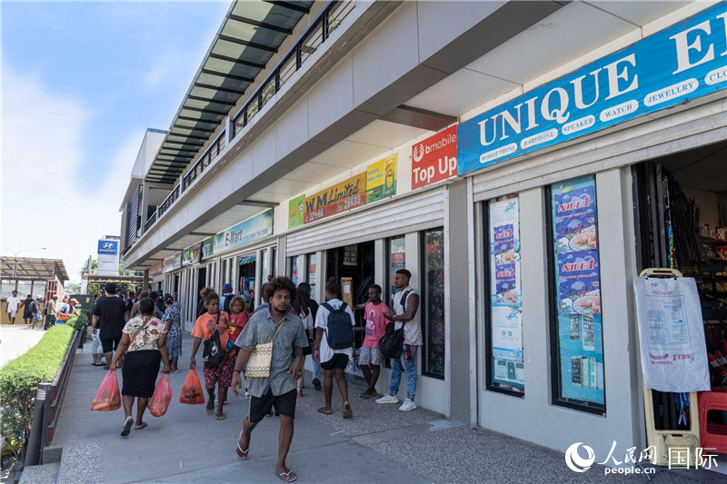 2023年9月12日，所羅門群島首都霍尼亞拉街景。人民網(wǎng) 賀吉攝