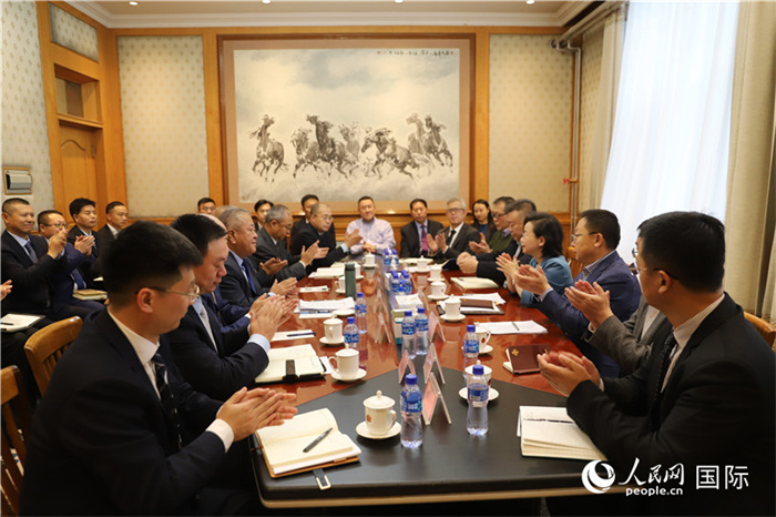 3.2023年10月30日，中國駐蒙使館座談會(huì)現(xiàn)場(chǎng)。人民網(wǎng)記者 霍文攝