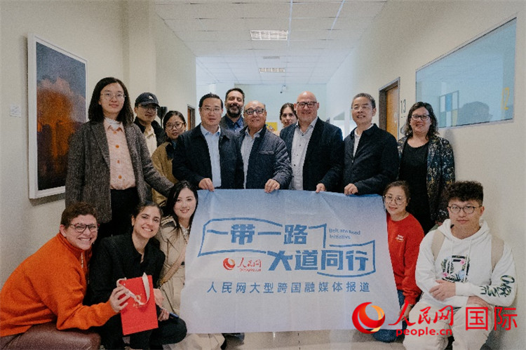 人民網(wǎng)“一帶一路 大道同行”大型跨國融媒體報(bào)道組走進(jìn)烏拉圭。人民網(wǎng)記者 張若涵攝