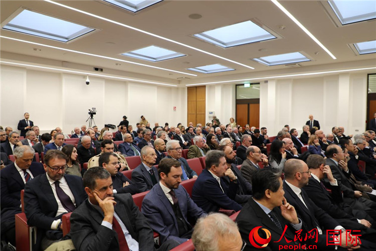 會議現(xiàn)場。人民網(wǎng)記者 謝亞宏攝