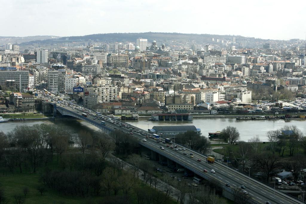 這是2015年3月30日拍攝的塞爾維亞首都貝爾格萊德老城區(qū)。貝爾格萊德是塞爾維亞的首都，坐落在薩瓦河和多瑙河的交匯處，是歐洲最古老的城市之一。新華社發(fā)（普雷德拉格·米洛薩夫列維奇攝）