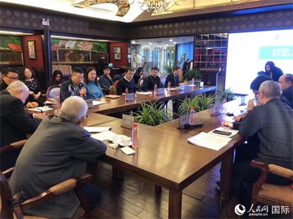 與會(huì)專家學(xué)者就拉美局勢(shì)和中拉關(guān)系展開(kāi)討論。人民網(wǎng)記者 趙健攝