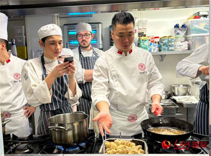 活動現(xiàn)場 。于果攝