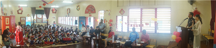 “歡樂春節(jié)進校園”在斐濟勞托卡中華學校禮堂舉行。陳鵬攝