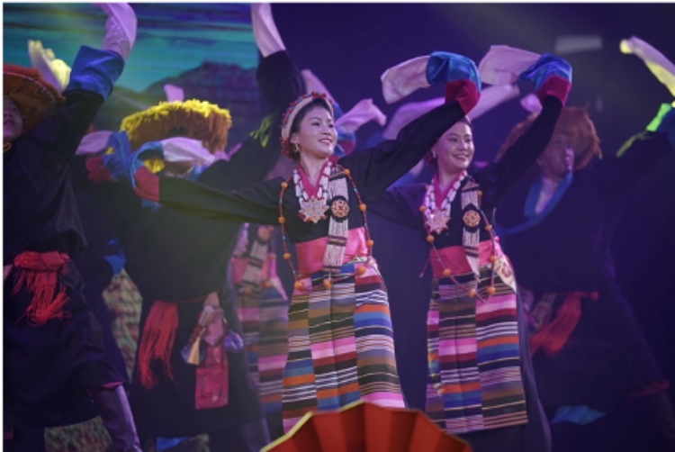 圖為2024“歡樂(lè)春節(jié)”中泰互致新春賀辭活動(dòng)現(xiàn)場(chǎng)。 中國(guó)駐泰國(guó)大使館文化處供圖