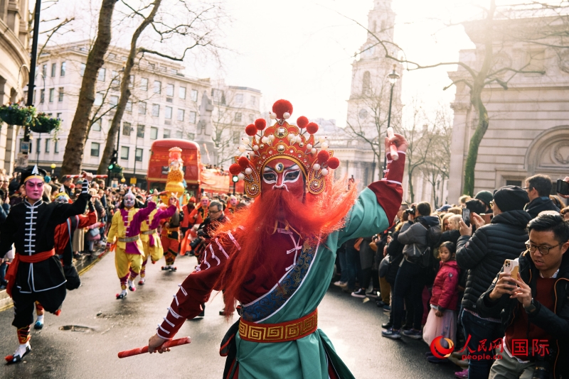 倫敦新春慶典現(xiàn)場。人民網(wǎng) 郭錦標(biāo)、楊浩鵬攝