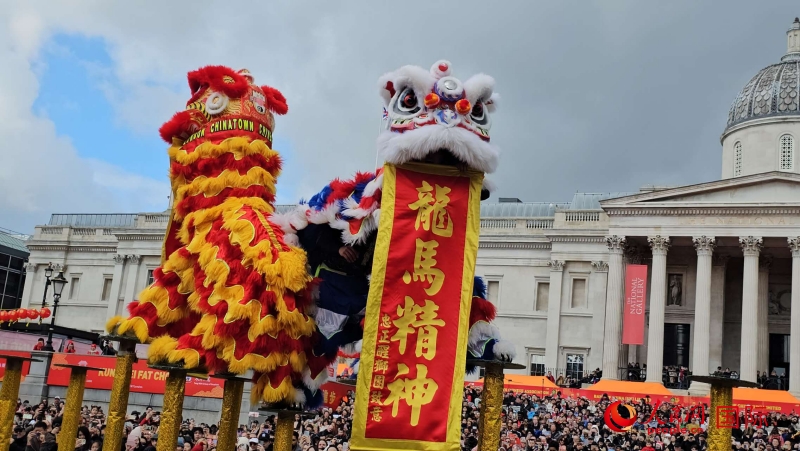 倫敦新春慶典現(xiàn)場。人民網(wǎng) 郭錦標(biāo)、楊浩鵬攝