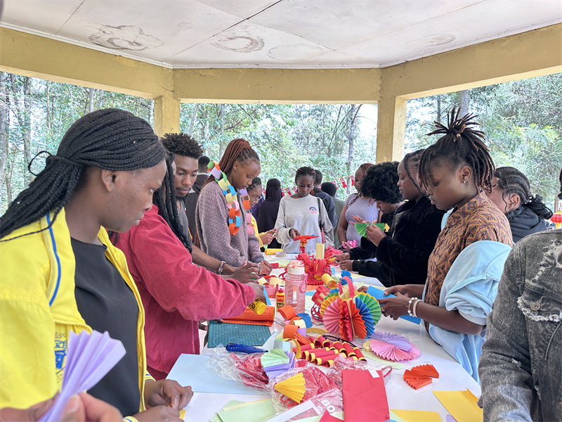 活動現(xiàn)場?？夏醽啺８耦D大學孔子學院供圖