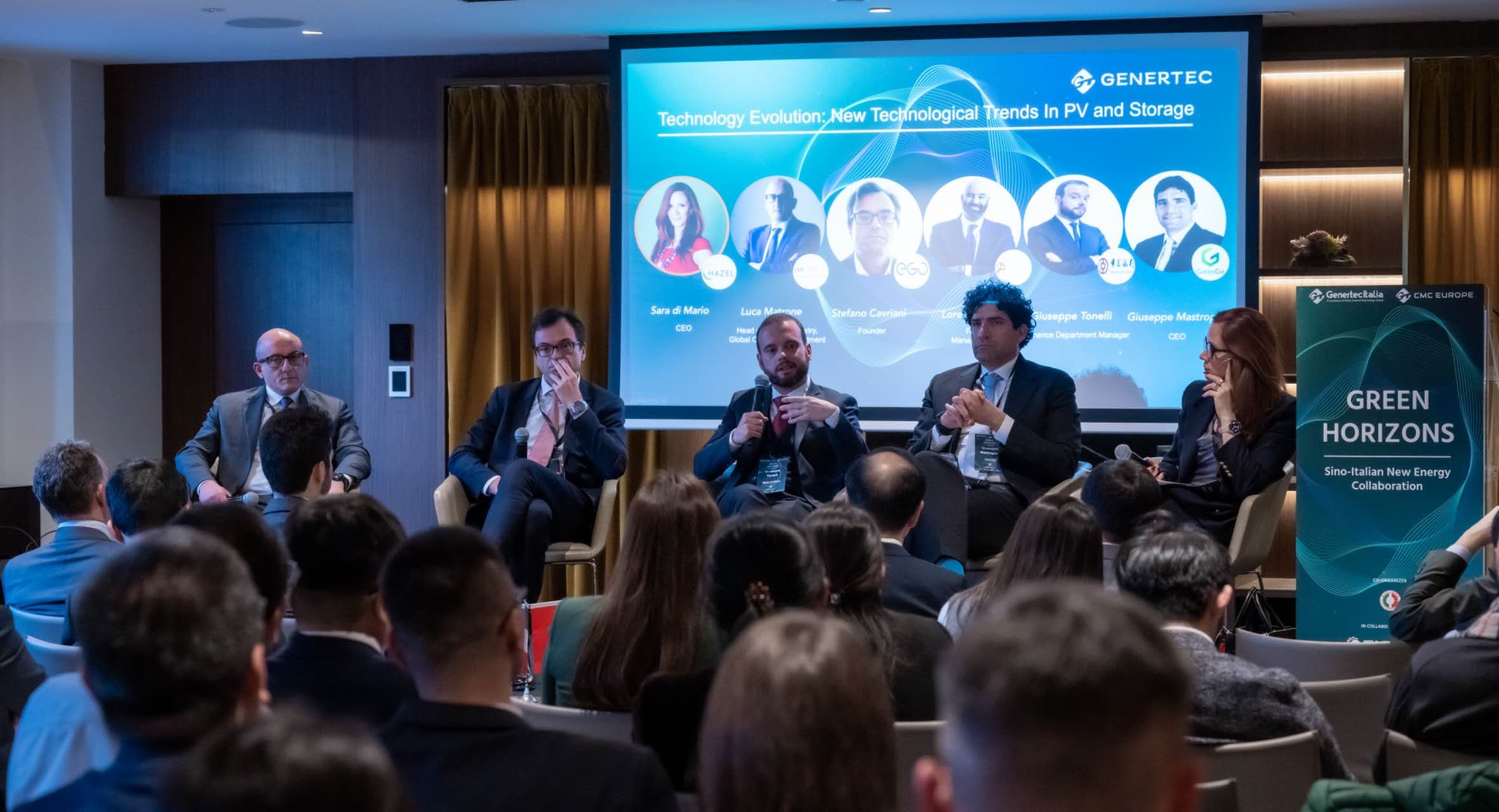 意大利企業(yè)負(fù)責(zé)人及行業(yè)專家介紹新能源領(lǐng)域發(fā)展經(jīng)驗(yàn)。主辦方供圖