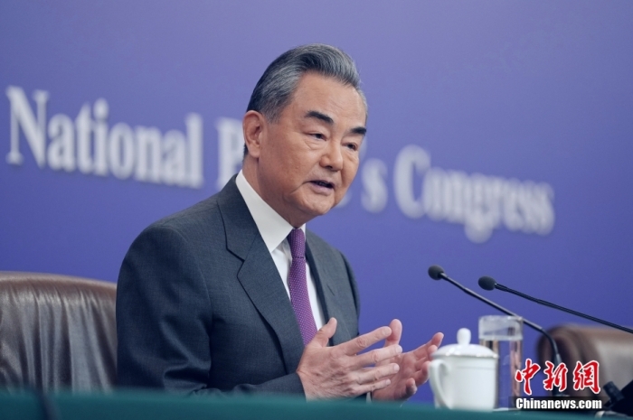 3月7日，十四屆全國人大二次會議在北京舉行記者會，中共中央政治局委員、外交部長王毅就中國外交政策和對外關系相關問題回答中外記者提問。<a target='_blank' href='/'><p  align=