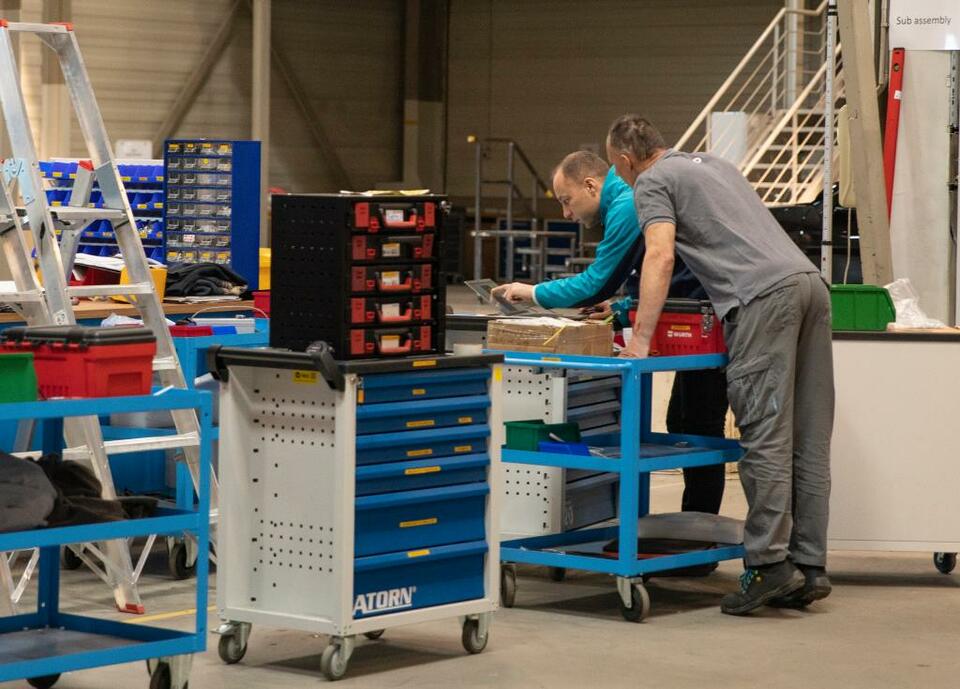 在匈牙利感受動(dòng)力滿(mǎn)滿(mǎn)的中國(guó)新能源汽車(chē)_fororder_V9BMaeQwwNLMQKHi