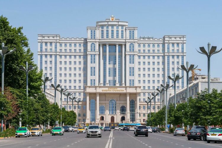 第1視點(diǎn)丨這兩座大樓，見證著中塔友誼