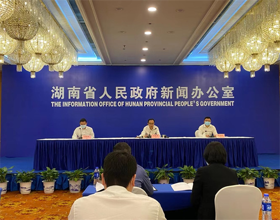 發(fā)布會現(xiàn)場。 向宇攝