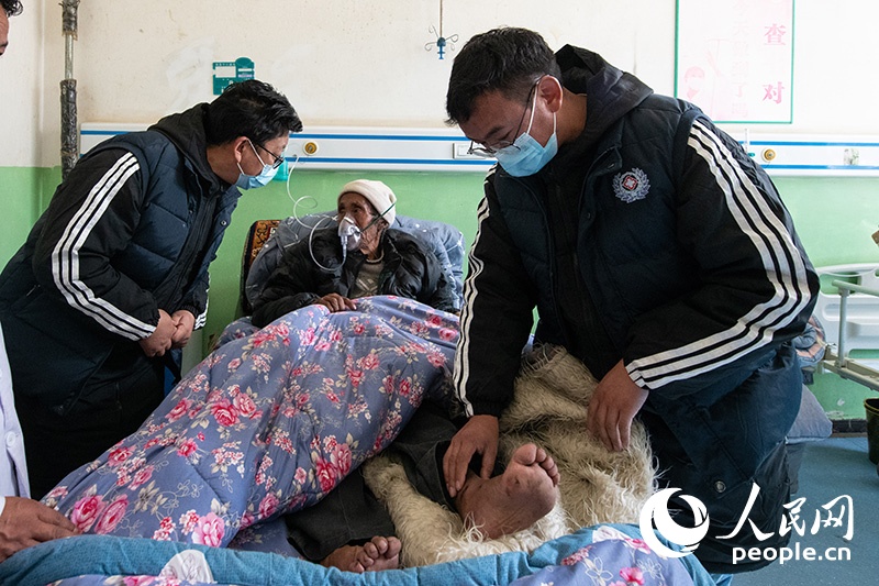 震中日記｜“謝謝，曼巴啦！”