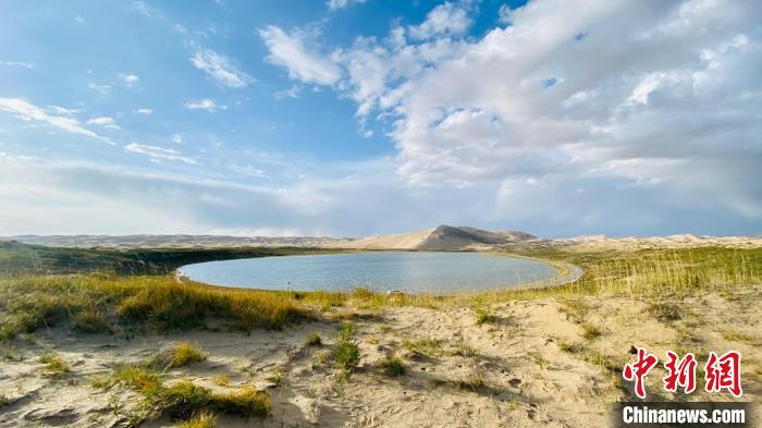 圖為青海湖沙島風光。　李江寧 攝