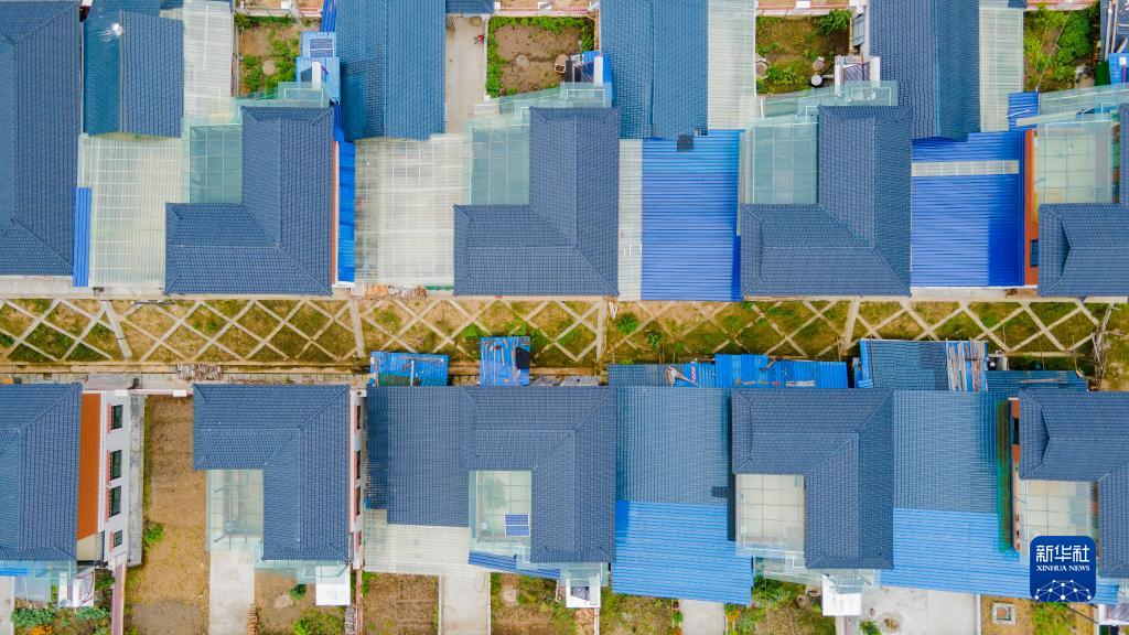 西藏林芝：易地搬遷，迎來幸福新生活