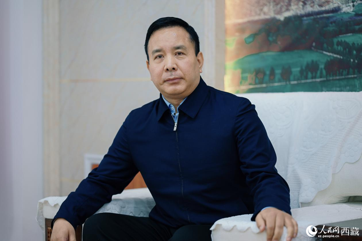 山南市委副書記、市長桑珠次仁接受人民網(wǎng)專訪。人民網(wǎng)記者 李海霞攝