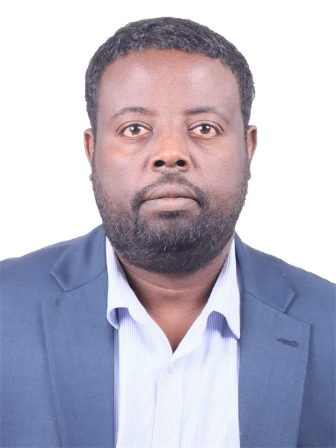 圖為埃塞俄比亞亞的斯亞貝巴大學(xué)政策研究員巴盧·德米西。受訪者供圖