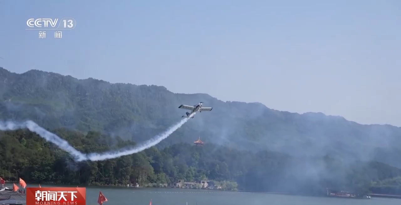 從特色小城到世界級(jí)商圈 這個(gè)“五一”很有“國(guó)際范”！