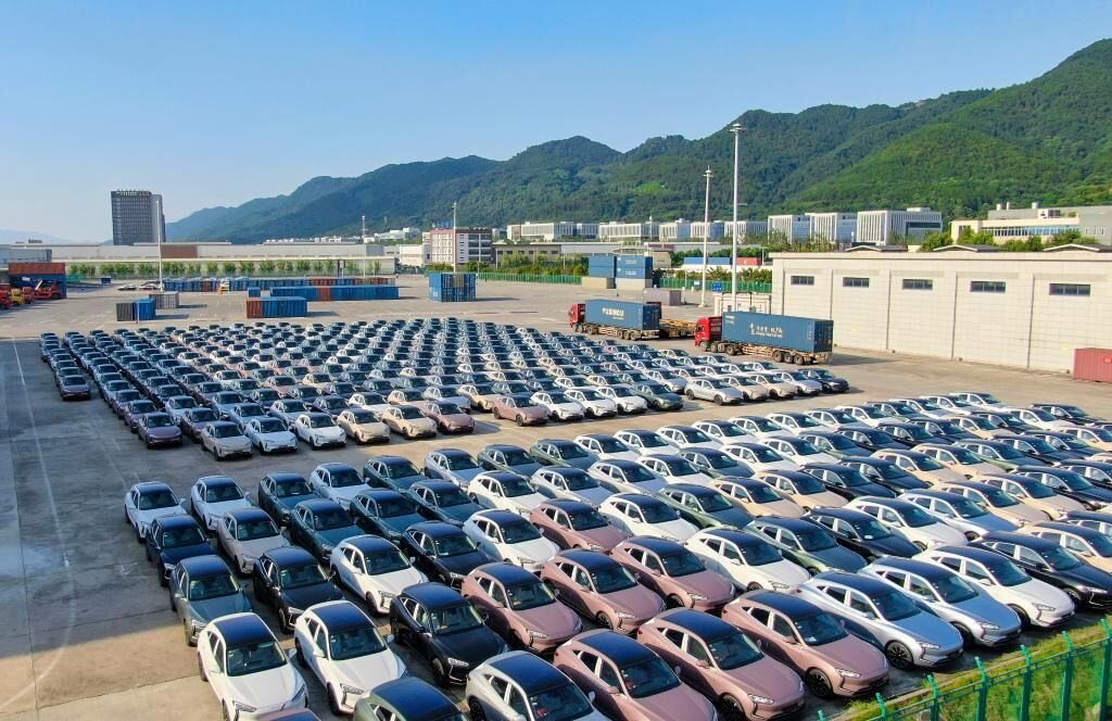 05 重慶整車(chē)進(jìn)口口岸。華龍網(wǎng) 通訊員 郭晉 攝