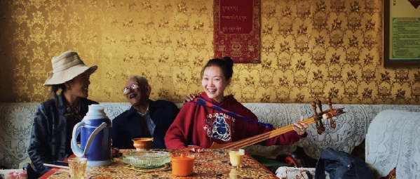 講好中華民族共同體故事，讓網(wǎng)絡(luò)“連心”更“聚心”