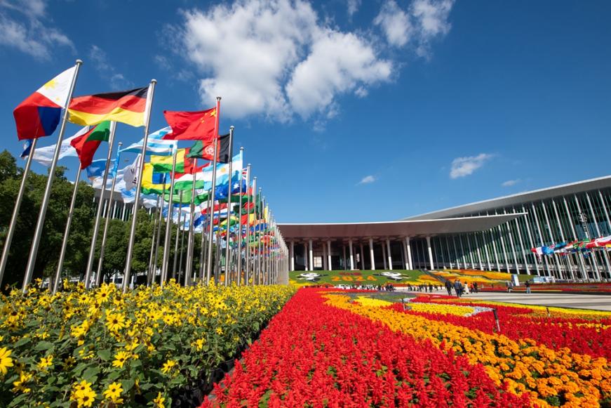 第七屆中國(guó)國(guó)際進(jìn)口博覽會(huì)會(huì)場(chǎng)。人民網(wǎng)記者 翁奇羽攝