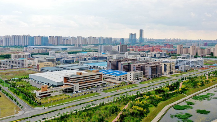 位于長春新區(qū)的一家家光電企業(yè)走上了協(xié)同化發(fā)展之路。（長春新區(qū)供圖）