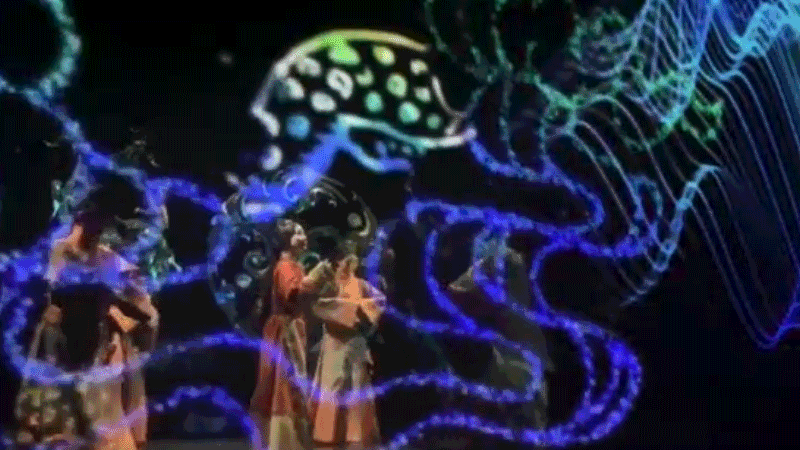 馬王堆復原動態(tài)展《一念·辛追夢》以多媒體視覺影像，為觀眾提供沉浸式視聽感受。