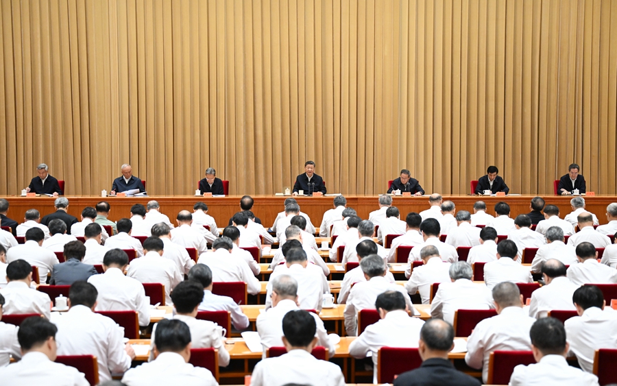 7月14日至15日，中央城市工作會(huì)議在北京舉行。中共中央總書記、國家主席、中央軍委主席習(xí)近平出席會(huì)議并發(fā)表重要講話。中共中央政治局常委李強(qiáng)、趙樂際、王滬寧、蔡奇、丁薛祥、李希出席會(huì)議。