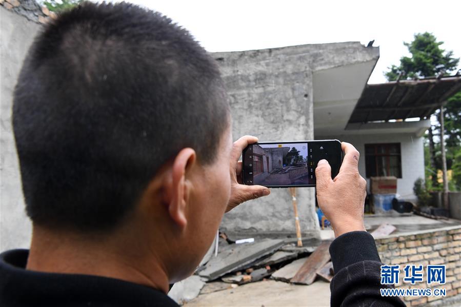 （新華全媒+）（5）千里“挪窩”，踏實(shí)開啟新生活