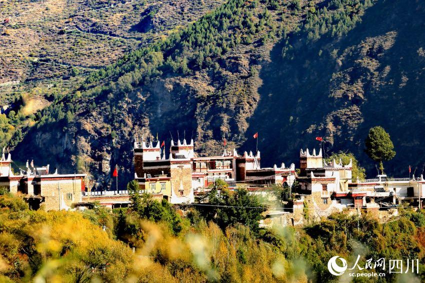 丹巴美景。李永安攝