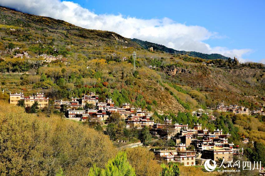 丹巴美景。李永安攝