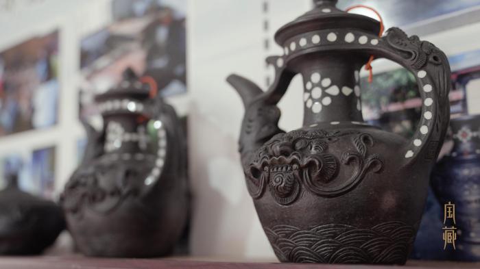 圖為尼西黑陶作品?！垍?攝