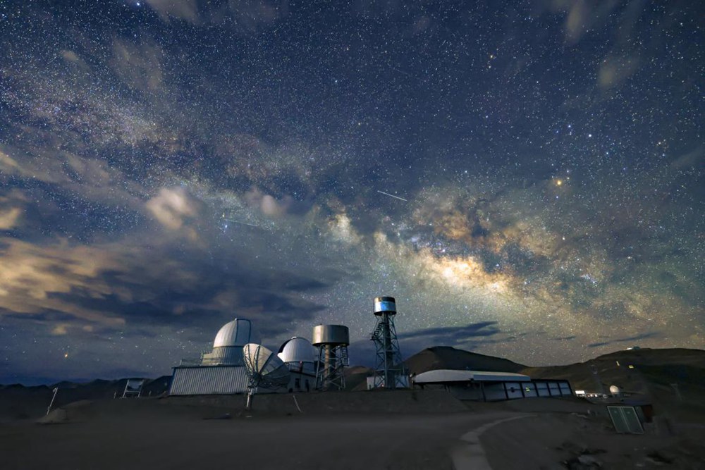 絕美暗夜星空。貢覺群培攝