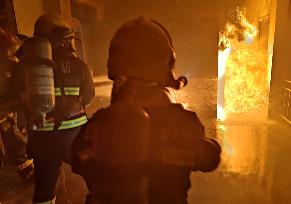 真火內(nèi)攻實(shí)操訓(xùn)練。