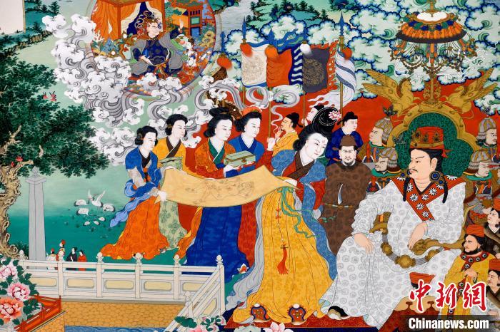 圖為5月16日，展覽中的新創(chuàng)唐卡作品(局部)?！±盍?攝