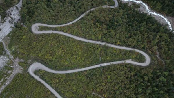 幾代建設者，歷經半個多世紀完成！這是一條怎樣的公路？