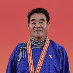 （奮斗百年路　啟航新征程·“七一勛章”獲得者·圖文互動(dòng)）（2）“草原之子”廷·巴特爾：讓草原綠起來(lái)，幫牧民富起來(lái)