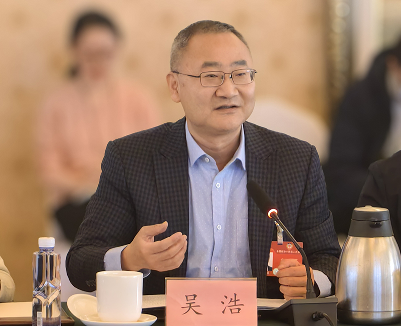 全國政協(xié)委員、首都醫(yī)科大學全科醫(yī)學與繼續(xù)教育學院院長吳浩。受訪者供圖